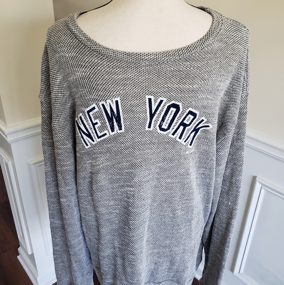 Majestic long sleeve sweat shirt size XXL